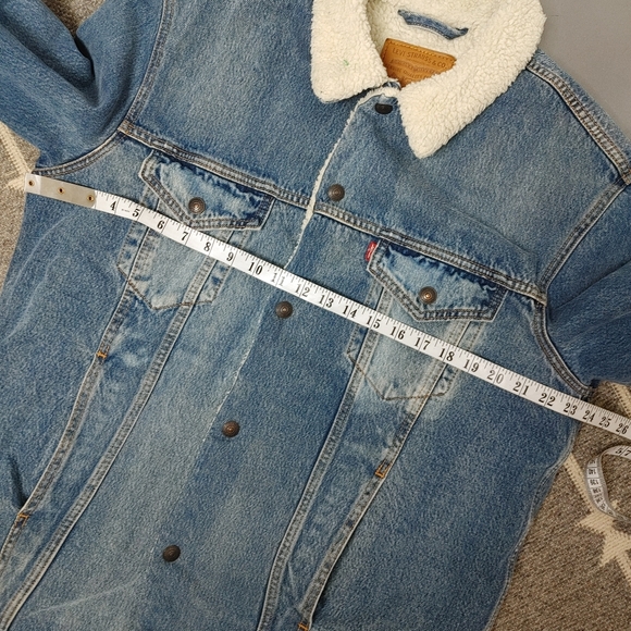 COPY Levi's long Sherpa trucker denim jacket size M - Picture 13 of 16